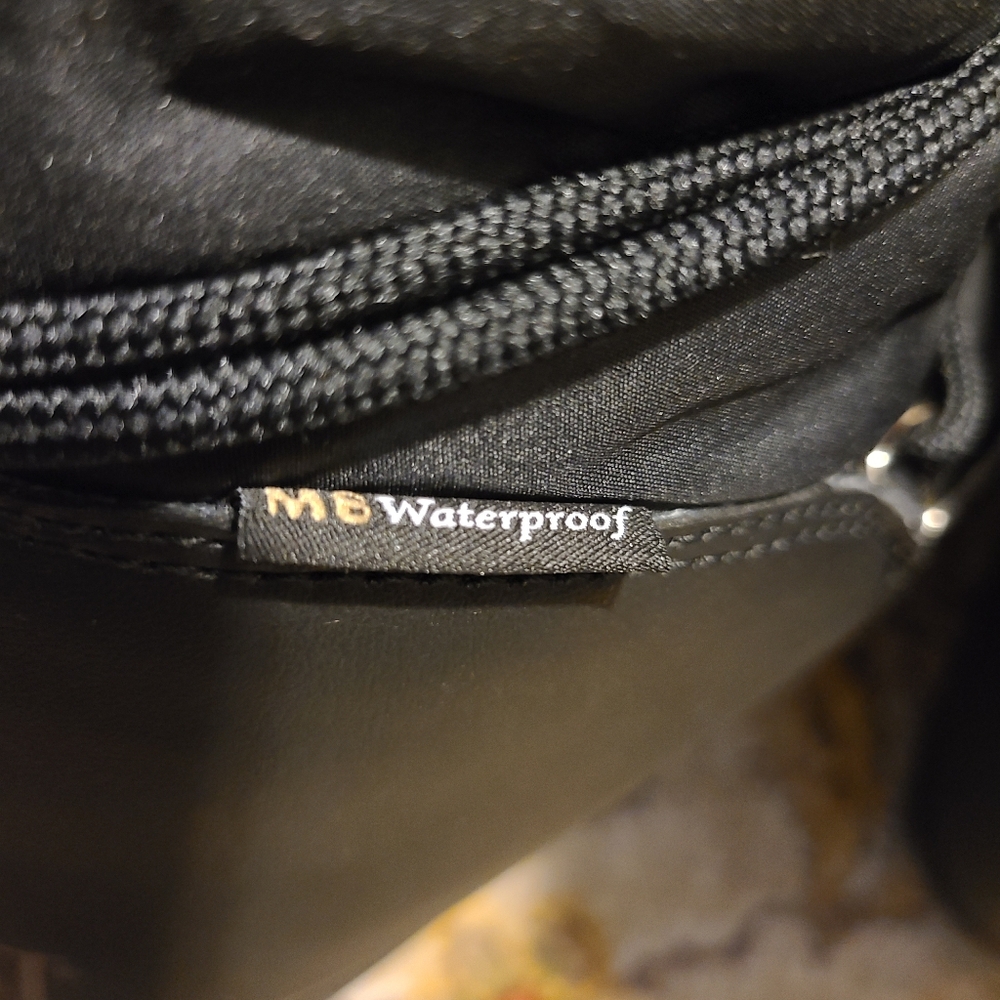 MOON BOOTS Black Nylon Low Moon Boot - Picture 7 of 12